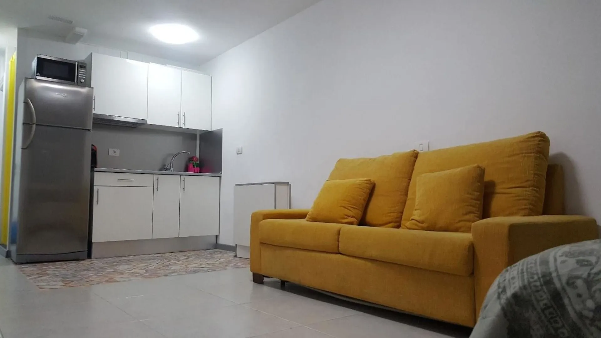 Studio In Candelaria, With Wonderful Sea View And Pool Access - 1 Km F Appartement Candelaria